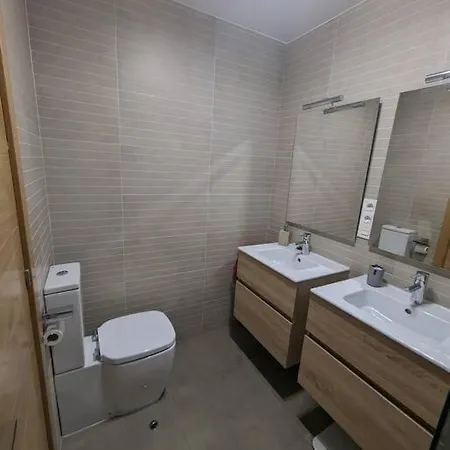 Piso Completo Y Moderno, * Burgo