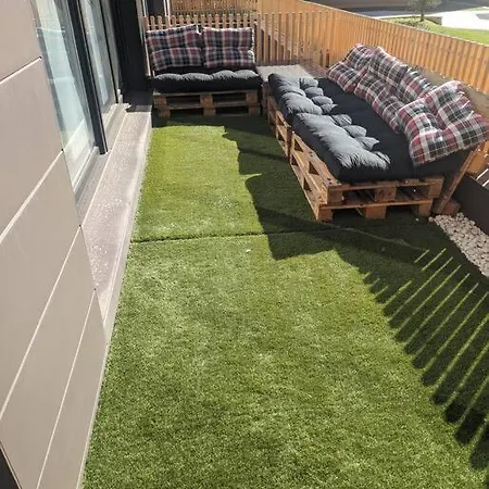 Piso Completo Y Moderno, Burgo